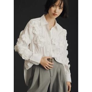 MAEVE by Anthropologie crisp white Bennet 3-d applique floral button down top